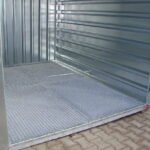 Box con vasca di contenimento